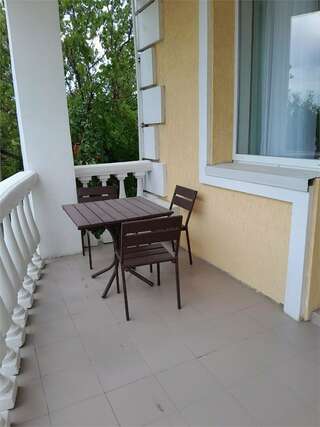 Гостиница Купидон Феодосия Улучшенный номер 2-местный с балконом-5